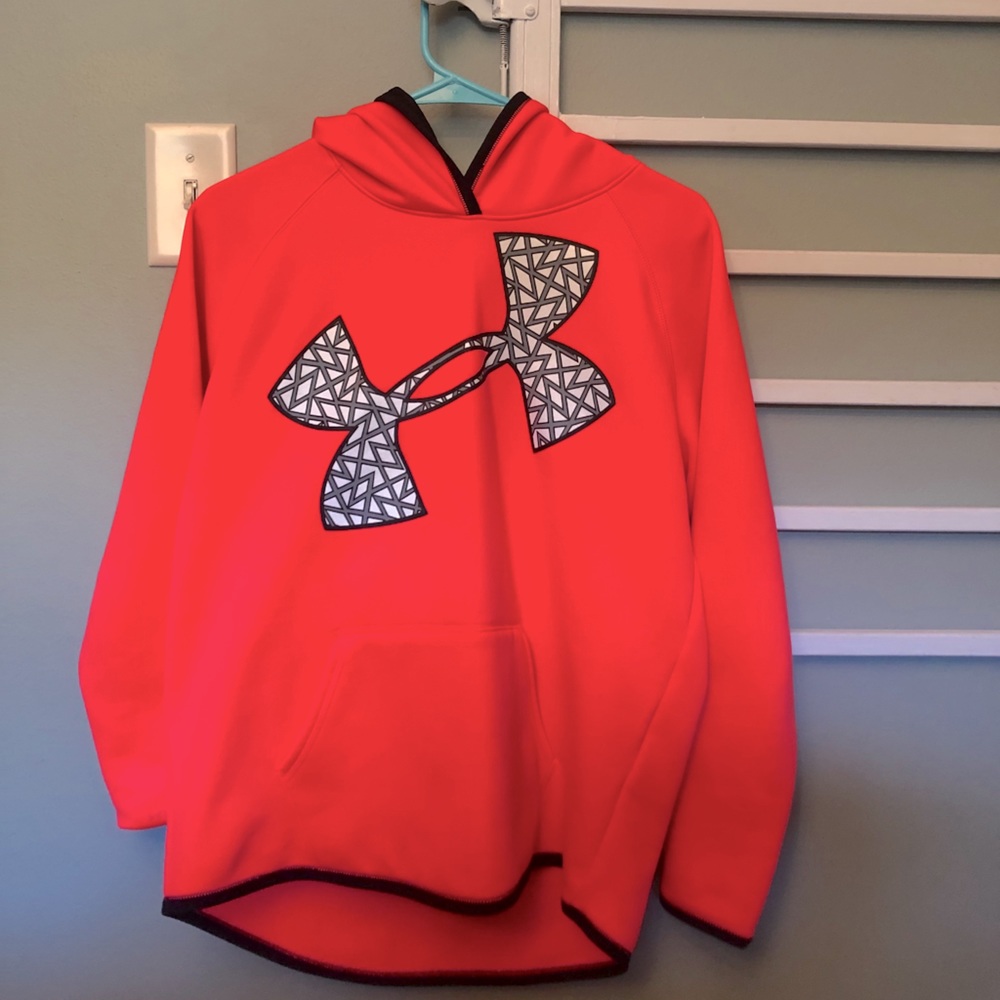 Coral Under Armer Sweatshirt